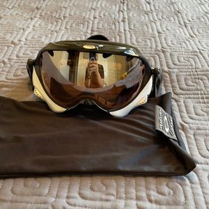 Oakley ski / snowboard goggles